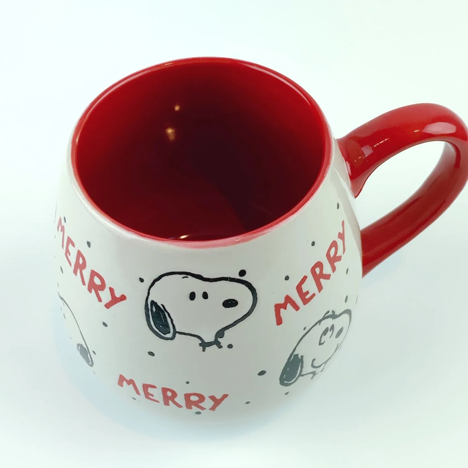 Peanuts Snoopy Merry Happy Faces Ceramic Red Mug 18 oz