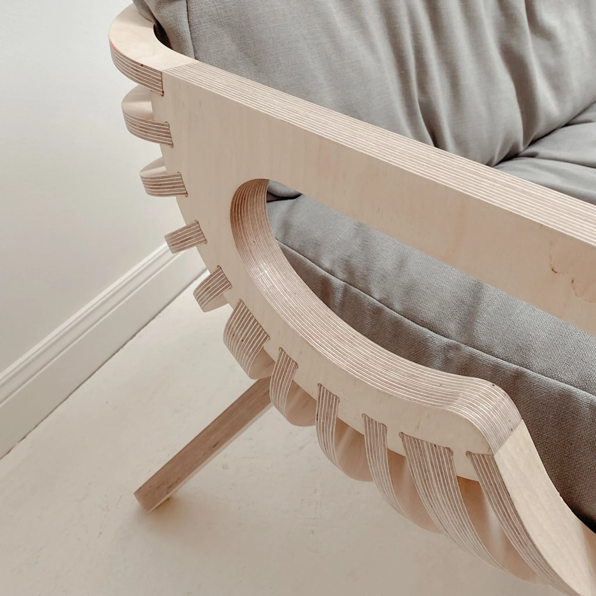 Shell Chair - Basics Fabric