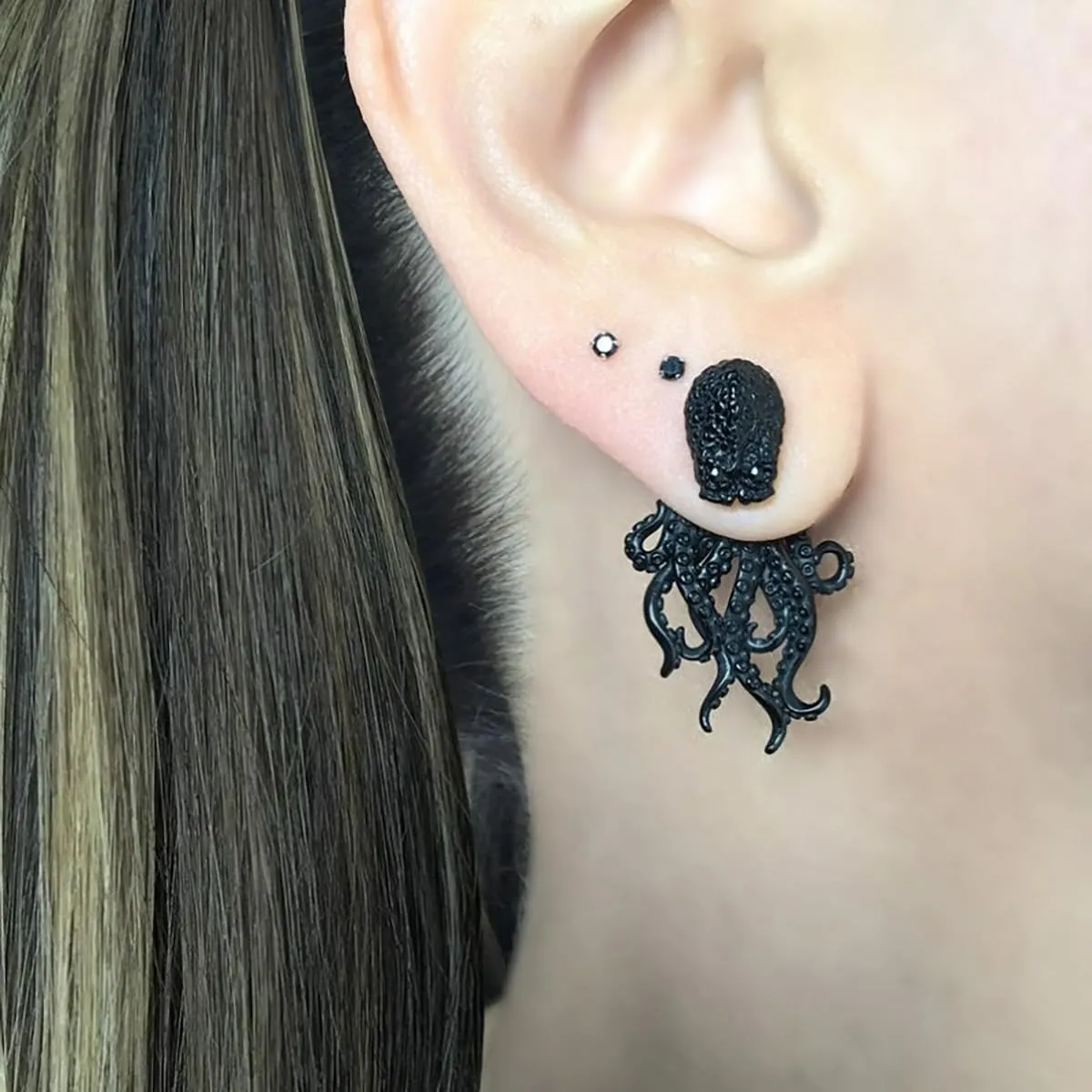 Vintage Gothic Octopus Earrings Punk Style Octopus Dangle Earrings Decapitation Splicing Octopus Stud Earrings Goth Earrings Halloween Christmas Biker Party Jewelry Gifts for Men Women